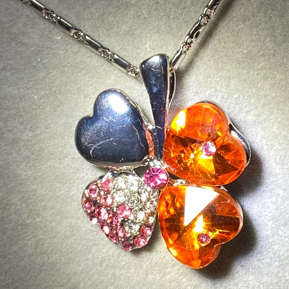 Orange Shamrock Necklace - Picture 3 of 4